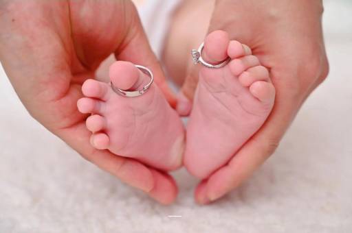 天门孕妇两个月肚子疼